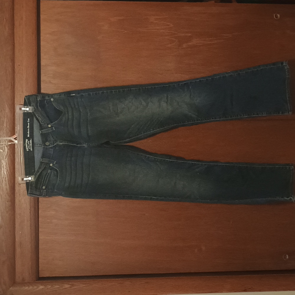 Levi jeans